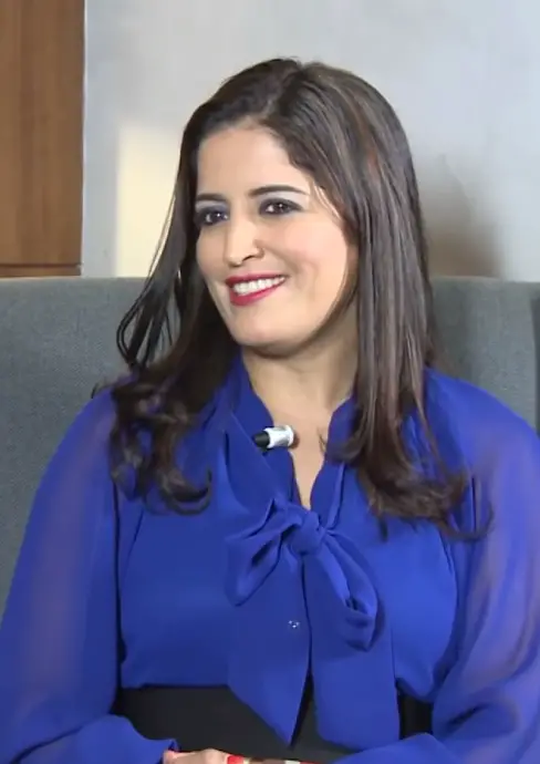 سناء موزيان - ممثلة مغربية